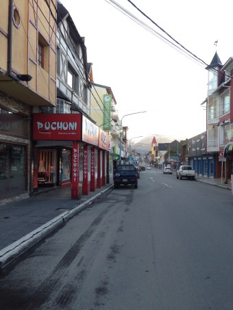 1007 Day 7 City of Ushuaia (4).JPG