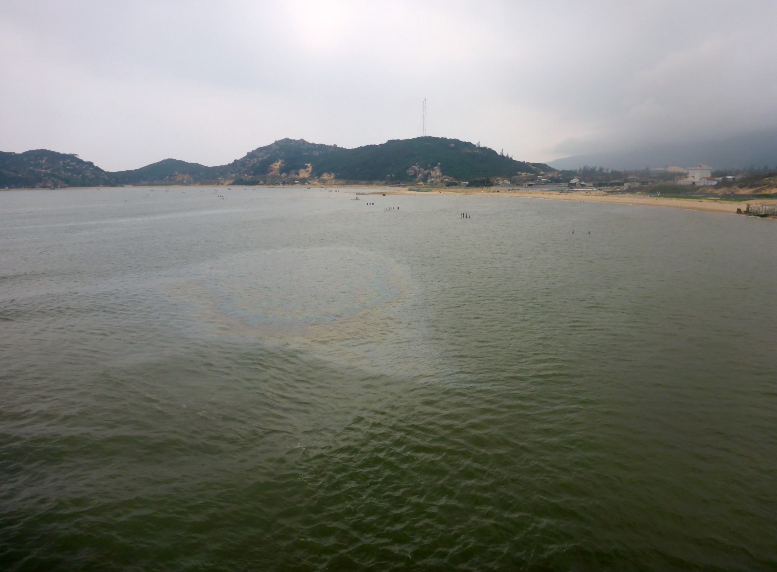 Cycling into Quy Nhon (9)