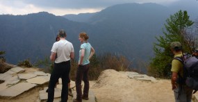 Ghandruk to Chomrong01