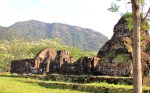 Tour of My Son Champa settlement site&nbsp;(93)