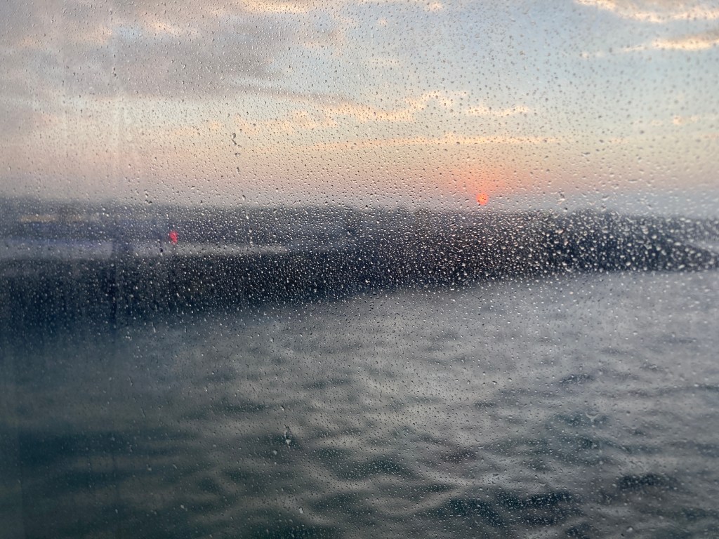 This image has an empty alt attribute; its file name is ferry-to-roscoff-2.jpg